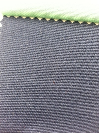 HK-KPMN  Diva 側面照